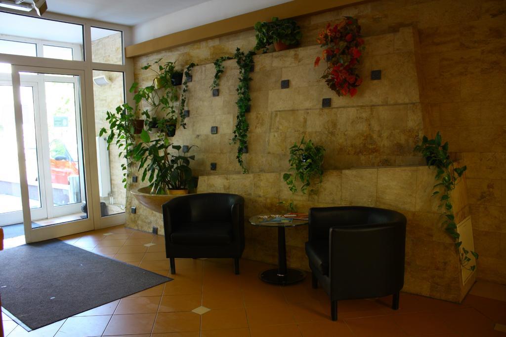 Hotel Pest Inn Budapest Exterior foto